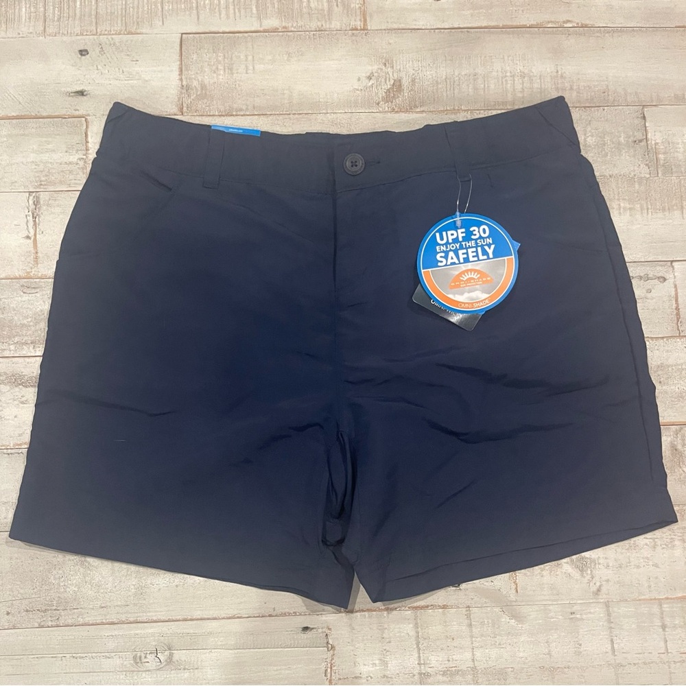 Columbia Navy UPF 30 Shorts